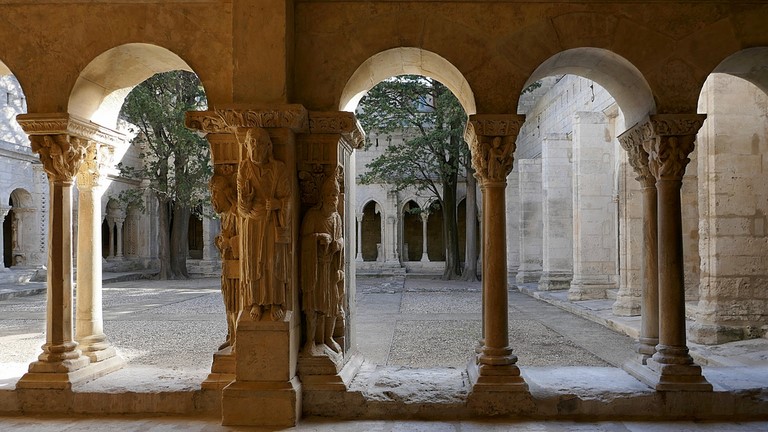 Cloître Saint Trophime